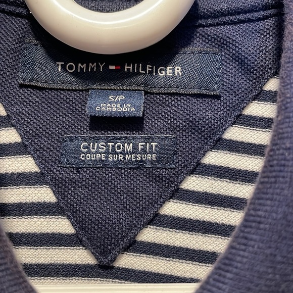 Tommy Hilfiger Polo Shirt Like New - Picture 2 of 6